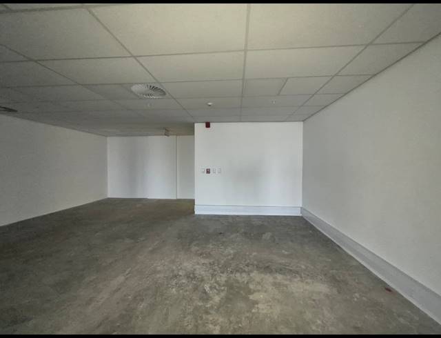 495M² OFFICE TO LET IN ILLOVO